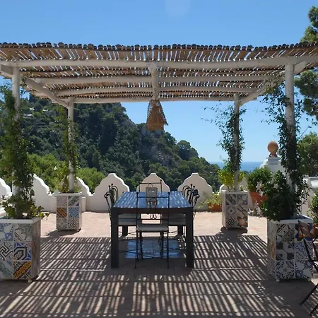 Vila Villa Capri *